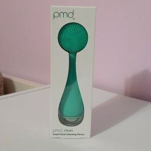 BNIB Teal pmd clean